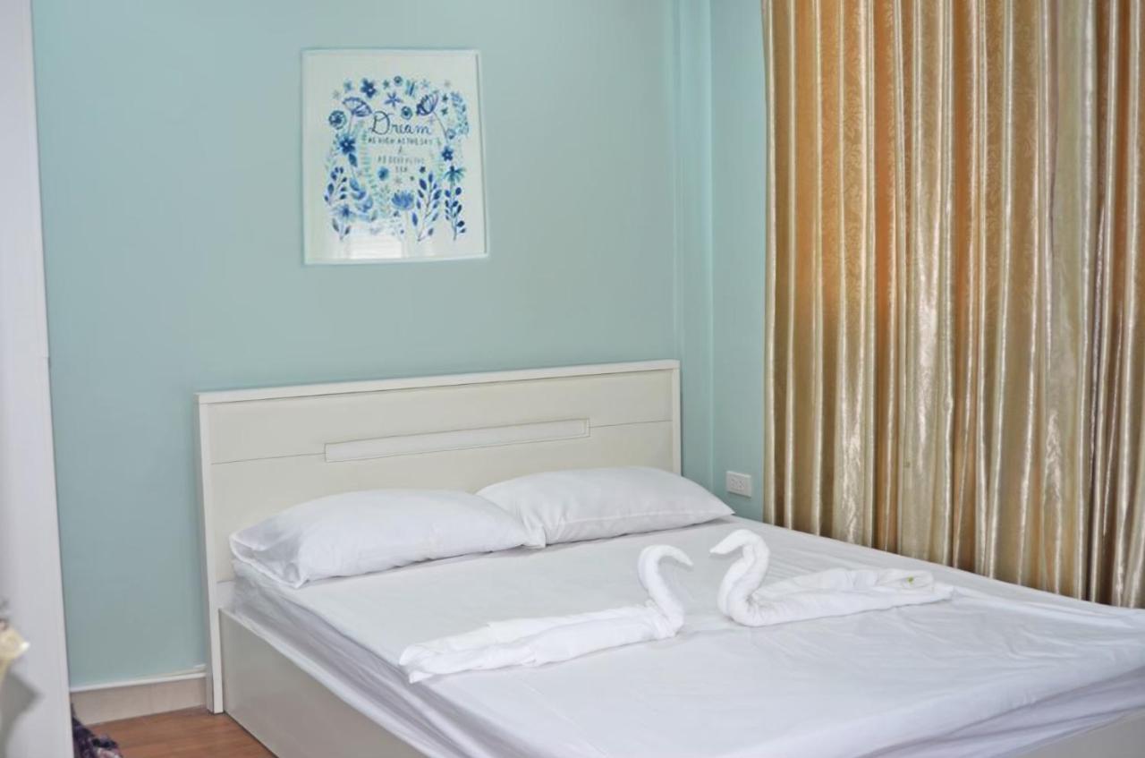Baanpin Hotel & Cafe Bangkok Zewnętrze zdjęcie